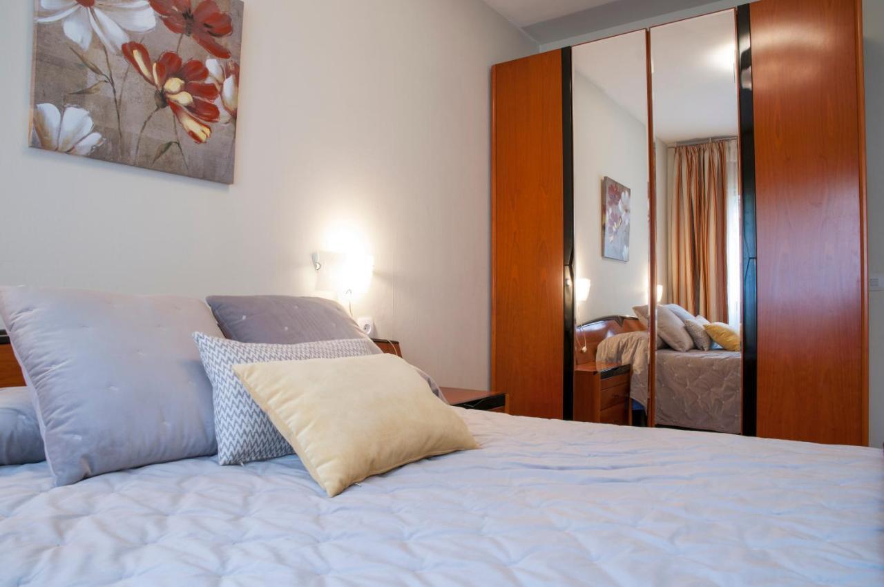 Ferienwohnung Apartamento Araceli Proximo A Clinica Oftalmologica Fdez Vega Oviédo Exterior foto