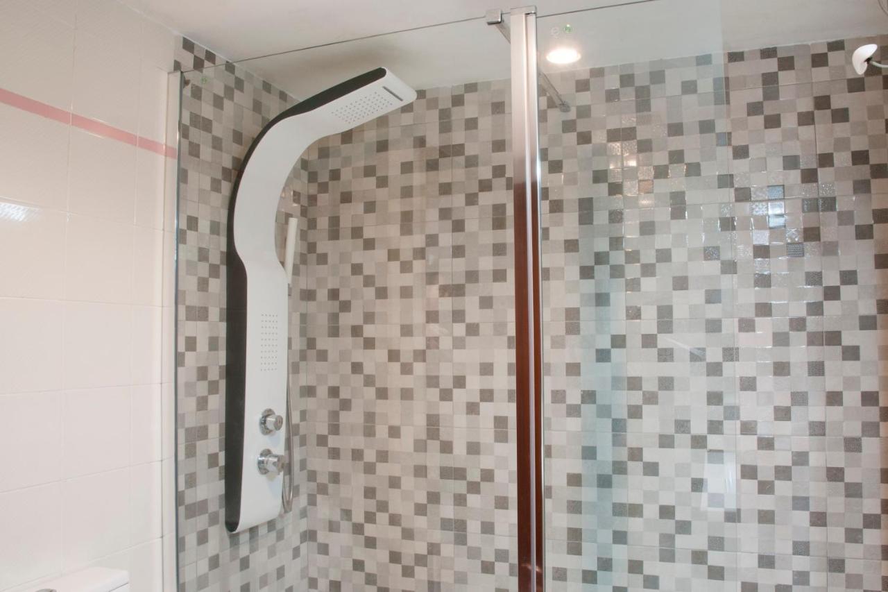 Ferienwohnung Apartamento Araceli Proximo A Clinica Oftalmologica Fdez Vega Oviédo Exterior foto