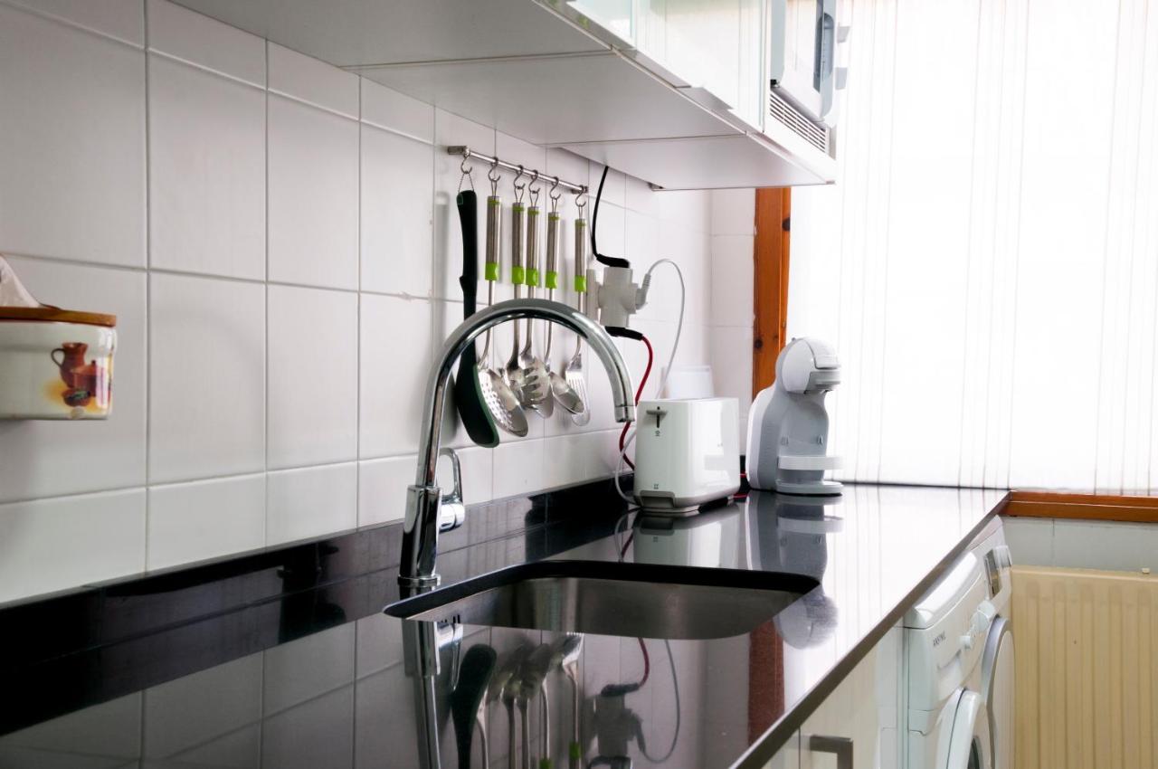 Ferienwohnung Apartamento Araceli Proximo A Clinica Oftalmologica Fdez Vega Oviédo Exterior foto