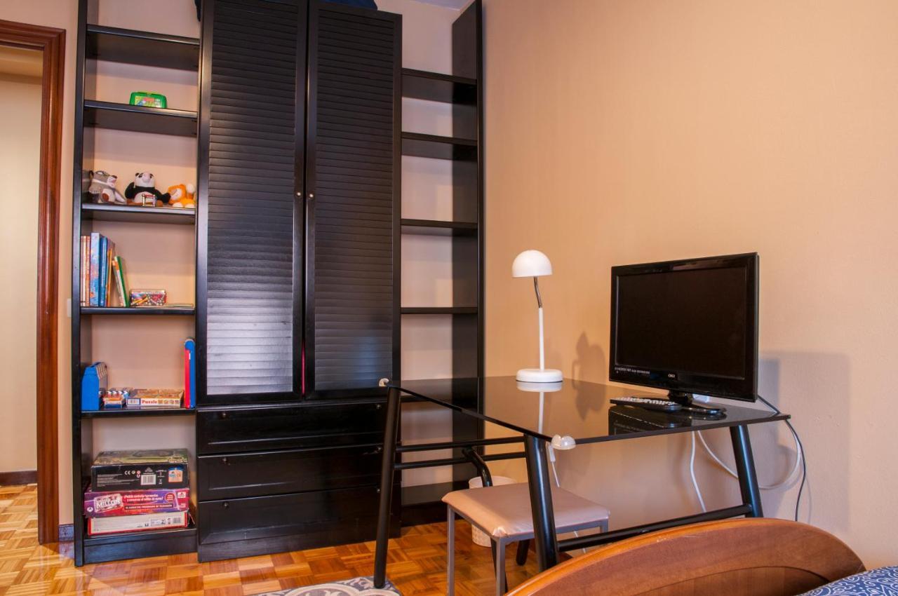 Ferienwohnung Apartamento Araceli Proximo A Clinica Oftalmologica Fdez Vega Oviédo Exterior foto