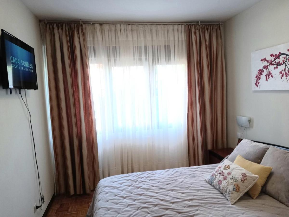 Ferienwohnung Apartamento Araceli Proximo A Clinica Oftalmologica Fdez Vega Oviédo Exterior foto